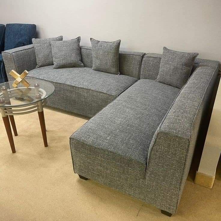 Aménagement d'un petit salon camerounais