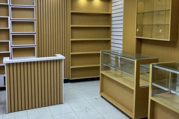 Comptoir d'accueil CEVA Logistique — KMS